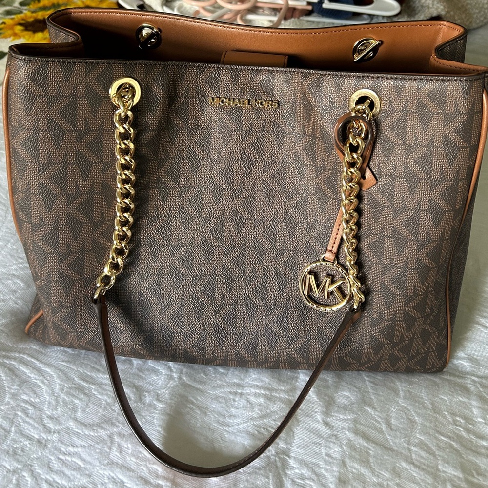 Michael Kors Purse